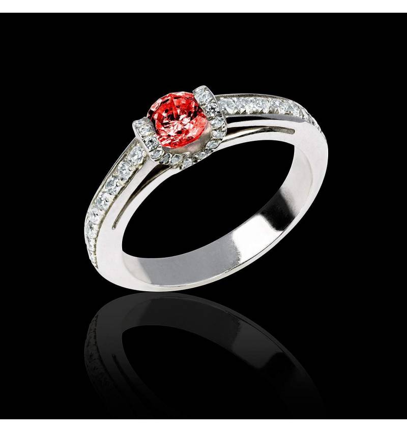 Bague de fiançailles rubis pavage diamant or blanc Hera