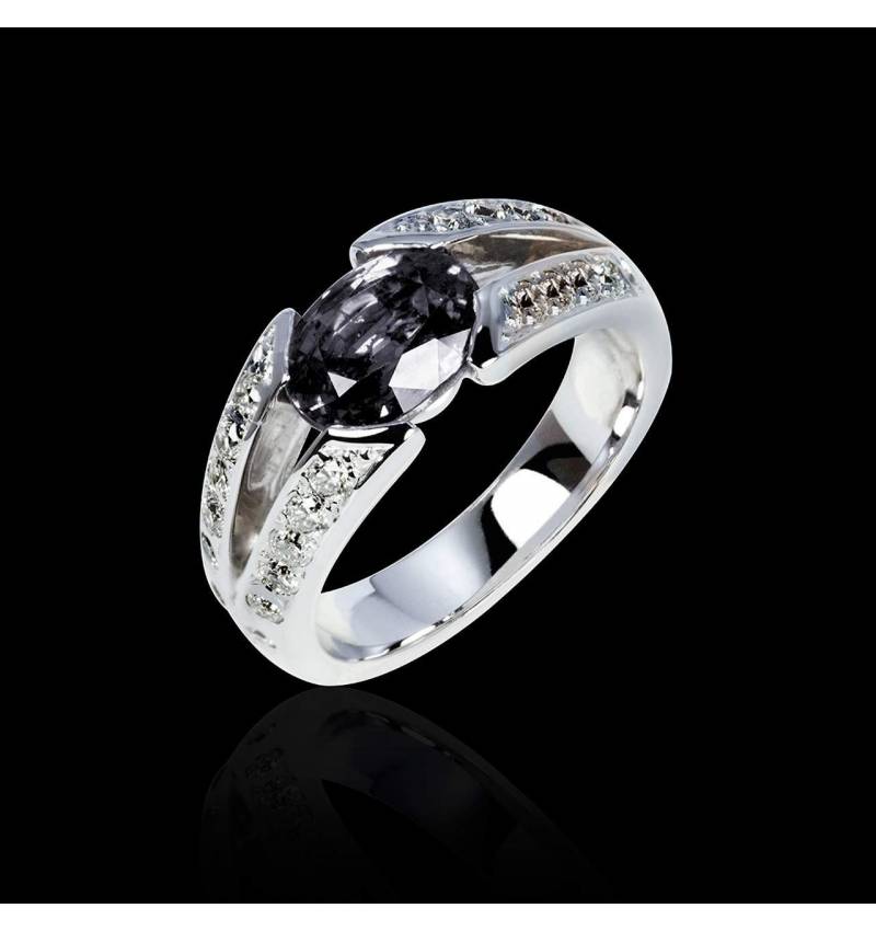 Bague de fiançailles diamant noir pavage diamant or blanc Isabelle