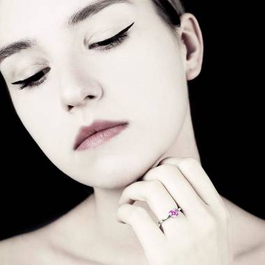 Bague saphir rose or blanc Judith Solo