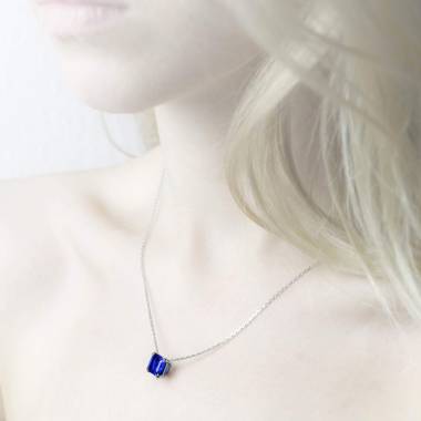 Pendentif saphir bleu or blanc Griffe d’amour