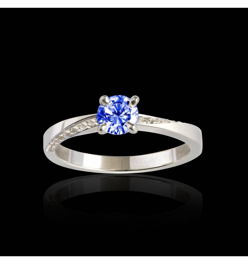 Bague de fiançailles saphir bleu pavage diamant or blanc Meryem