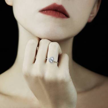 Bague diamant poire Sandra