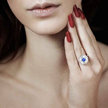 Bague de fiançailles saphir bleu Marguerite Solo